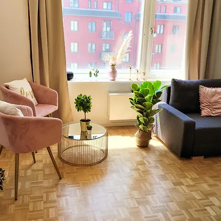 Apartment Schoene Schwabing 70m2 Sanierte