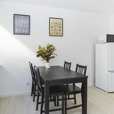 Schoene Schwabing 70m2 Sanierte *